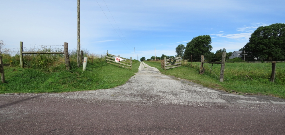 Present-day entrance to property that was formerly the Potter Farm