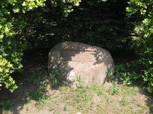 Pilot Knob Historical Marker: Mass Burial Site