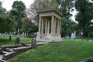 Farrar Family Grave Site at Bellefontaine Cemetery Farrar Family Grave Site at Bellefontaine Cemetery