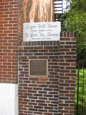 The small historical marker located at The Eugene Field House at 634 South Broadway in St. Louis, Missouri